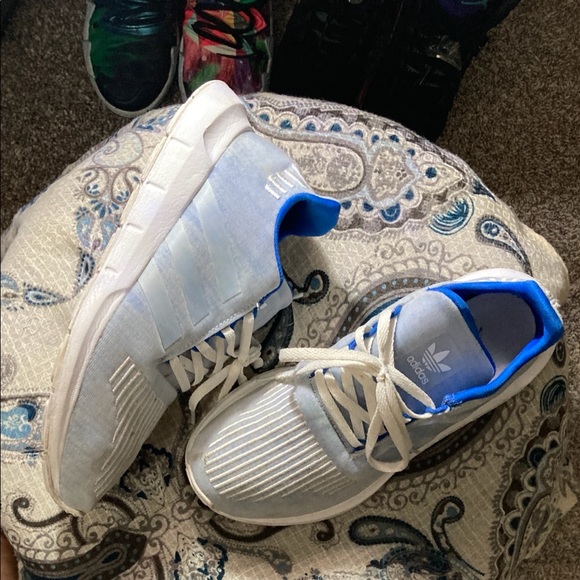 Adidas originals. Swift Run - Picture 2 of 4
